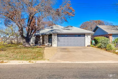 252 E 43rd St, San Angelo, TX 76903