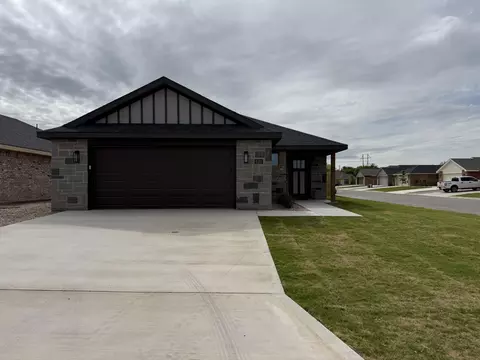 6103 Valley Pine Dr, San Angelo, TX 76904