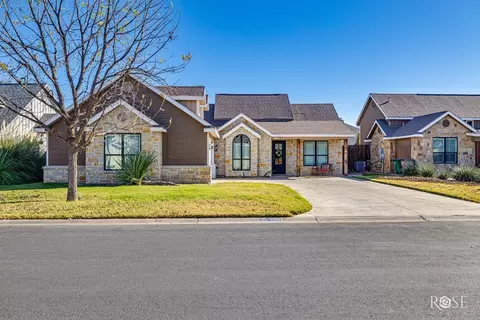 2009 Silver Creek Ct, San Angelo, TX 76904