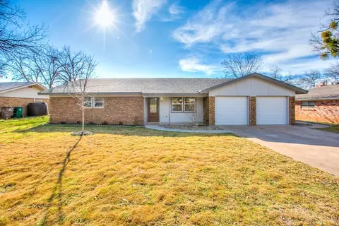 11 Clark Dr, San Angelo, TX 76904