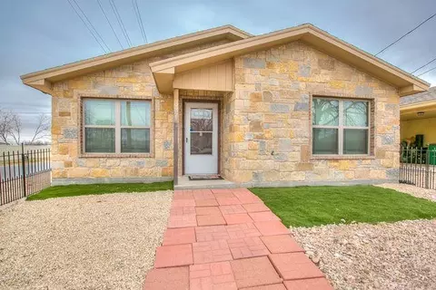 637 Jones St, San Angelo, TX 76903