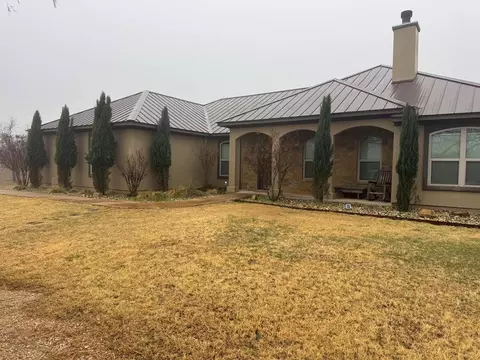145 Edinburgh Rd, San Angelo, TX 76901