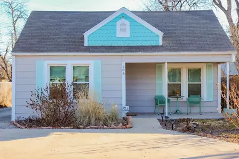 206 N Van Buren St, San Angelo, TX 76901