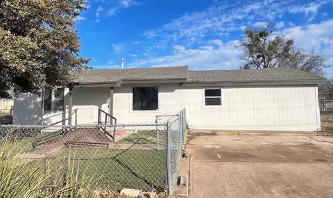 2714 Blum St, San Angelo, TX 76903