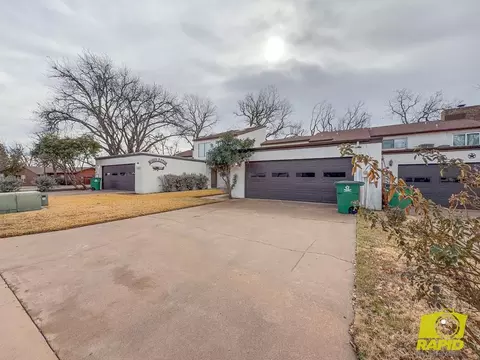 4221 River Bend Dr, San Angelo, TX 76903