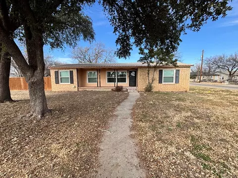 1902 W Twohig Ave, San Angelo, TX 76901