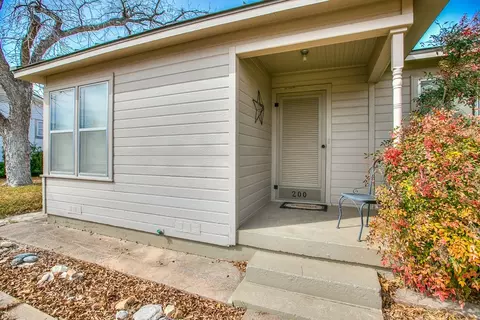 Exterior - 200 Sharp Ave, Ballinger, TX 76821 photo 3 of 8