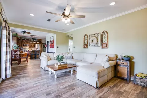Living - 2003 N 11th St, Ballinger, TX 76821 photo 2 of 3
