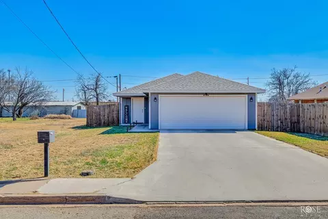 717 W 15th St, San Angelo, TX 76903