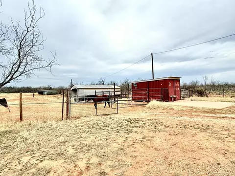 815 E Main St, Bronte, TX 76933 photo 8