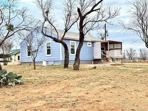 815 E Main St, Bronte, TX 76933 photo 7