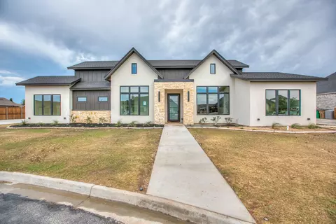 1825 Castle Pnes, San Angelo, TX 76903