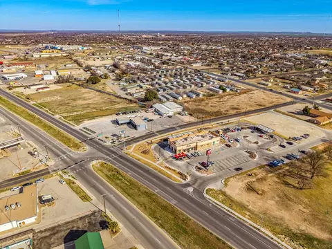 2215 Martin Luther King St, San Angelo, TX 76903