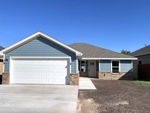2255 Woodlawn Dr, San Angelo, TX 76901