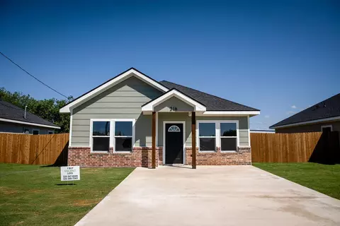 216 W 27th St, San Angelo, TX 76903