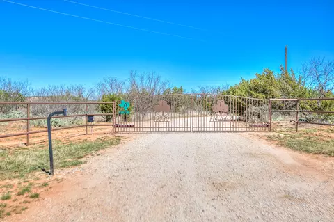 2230 Fm 2662, Bronte, TX 76933
