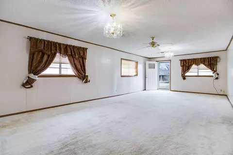 Living - 308 Sharp Ave, Ballinger, TX 76821 photo 3 of 4