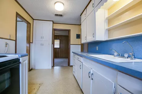 Kitchen - 308 Sharp Ave, Ballinger, TX 76821 photo 3 of 3