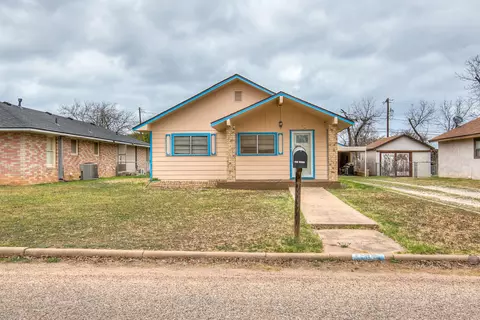 308 Sharp Ave, Ballinger, TX 76821