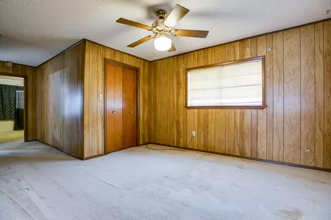 Bedroom - 308 Sharp Ave, Ballinger, TX 76821 photo 2 of 5