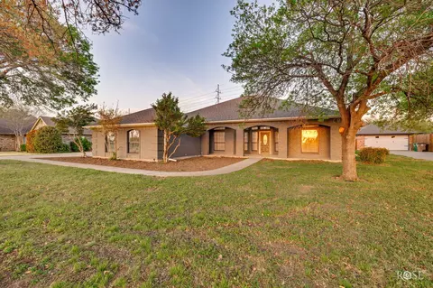 1628 Country Club Rd, San Angelo, TX 76904