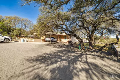 307 W 8th St, Sonora, TX 76950