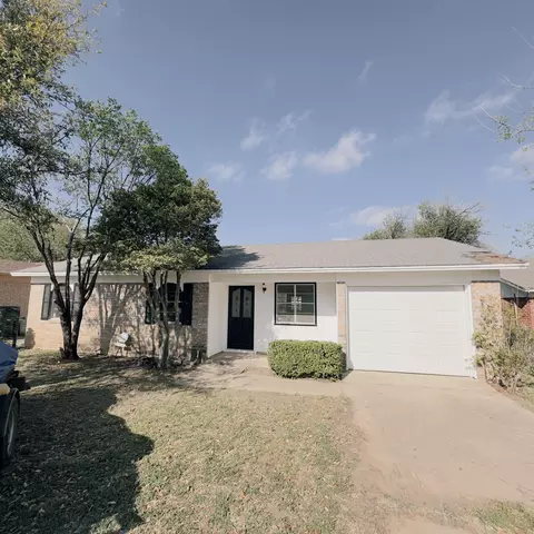 1013 Woodruff St, San Angelo, TX 76905