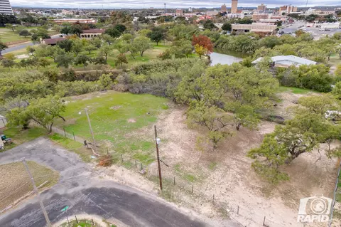 23 S Poe St, San Angelo, TX 76903