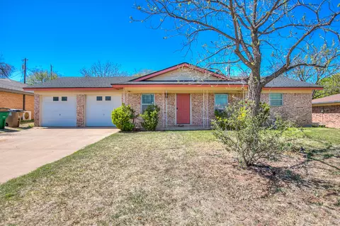 2013 N Van Buren St, San Angelo, TX 76901