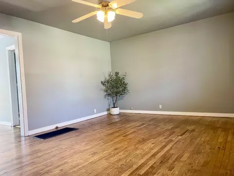 703 N 9th St, Ballinger, TX 76821