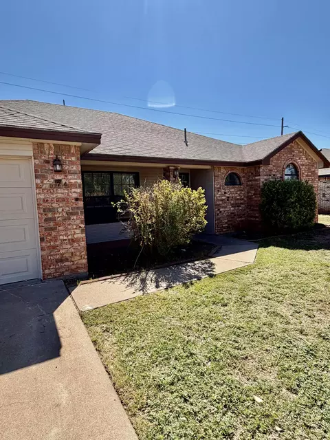1214 Amberton Pkwy, San Angelo, TX 76901