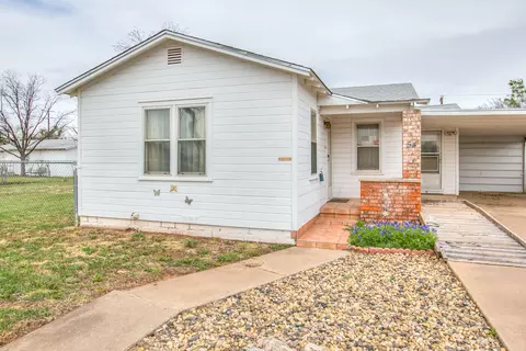 54 E 41st St, San Angelo, TX 76903