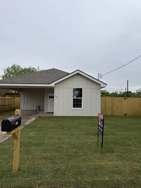 633 W Ave Z, San Angelo, TX 76903