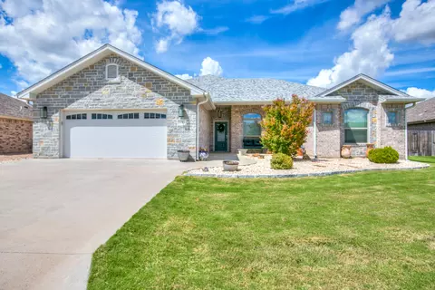 1950 Colonial Dr, San Angelo, TX 76904