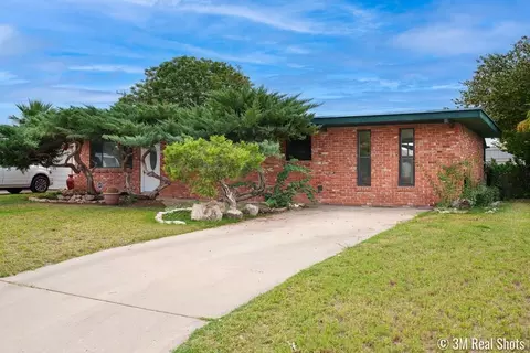 3141 S Oxford Dr, San Angelo, TX 76904