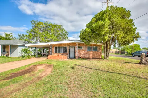 3102 Woodlawn Dr, San Angelo, TX 76901