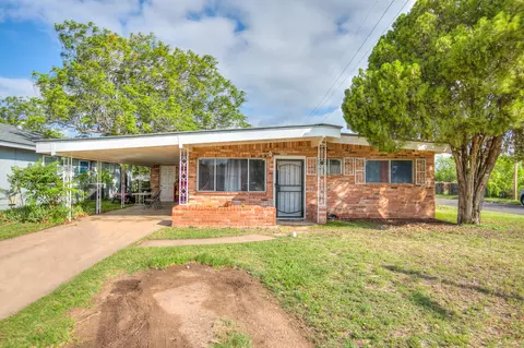 3102 Woodlawn Dr, San Angelo, TX 76901