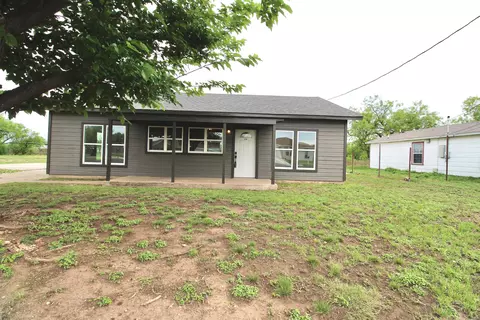 526 E 29th St, San Angelo, TX 76903
