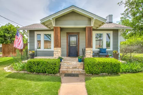 717 W Washington Dr, San Angelo, TX 76903