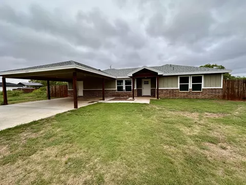 105 Driftwood St, Bronte, TX 76933