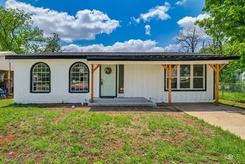 423 E 26th St, San Angelo, TX 76903