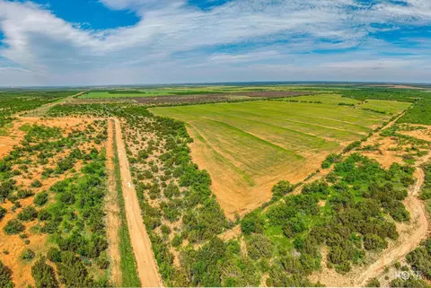 000 Juniper Rd, Bronte, TX 76933