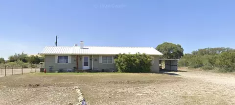 411 W Main Ave, Mertzon, TX 76941