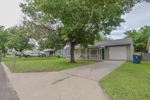 206 N Bishop St, San Angelo, TX 76901