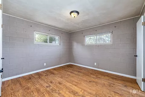 Bedroom - 302 Key St, Bronte, TX 76933 photo 2 of 3