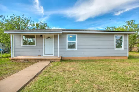 358 E 46th St, San Angelo, TX 76903