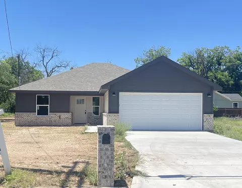 807 N Van Buren St, San Angelo, TX 76901