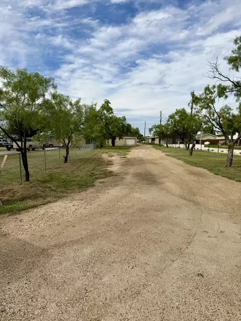 1912 Shady Point Circle Dr, San Angelo, TX 76904