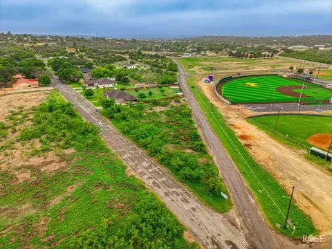Na Country Club Drive, Ozona, TX 76943