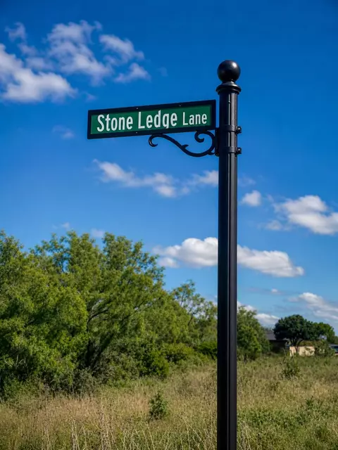 1329 Stone Ledge Ln, San Angelo, TX 76904